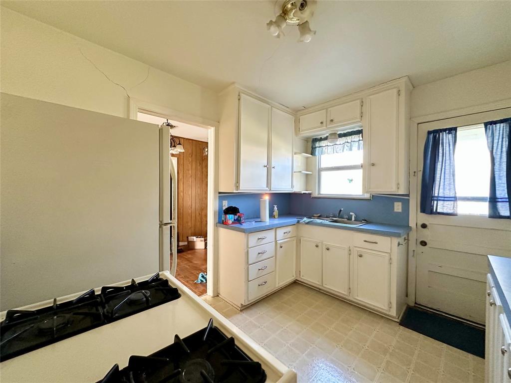 Garth Ennis - Residential