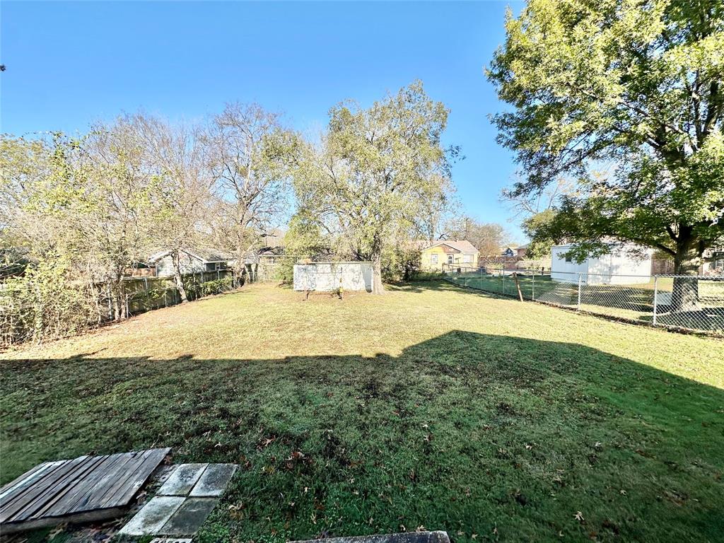 Garth Ennis - Residential