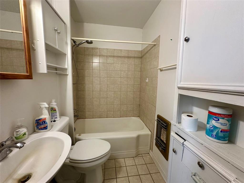 Garth Ennis - Residential