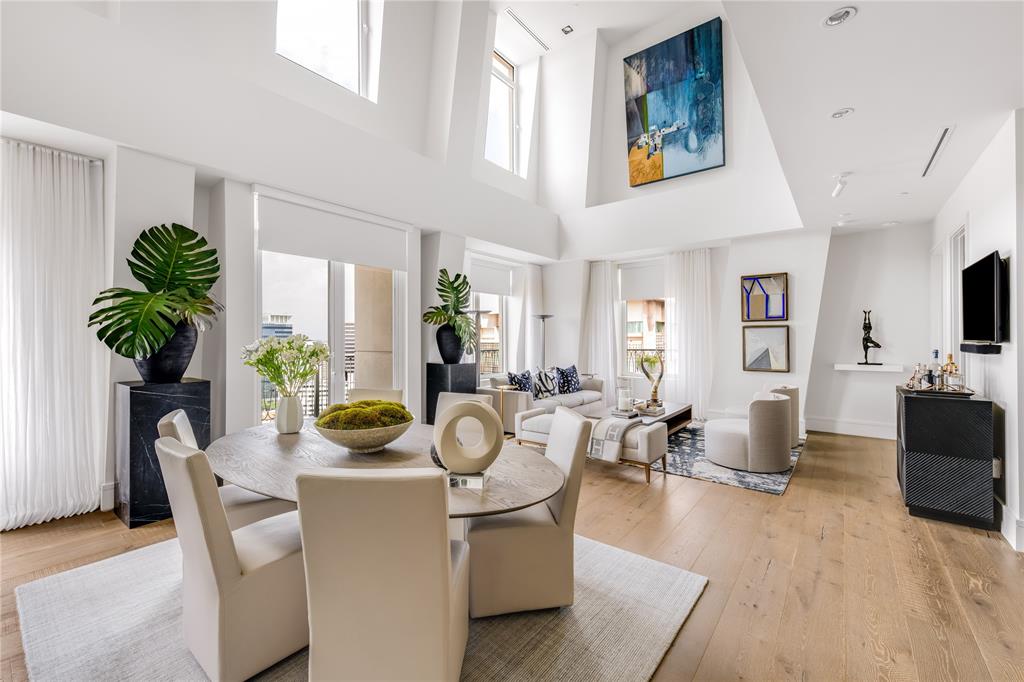 Vendome On Turtle Creek Condo - Residential