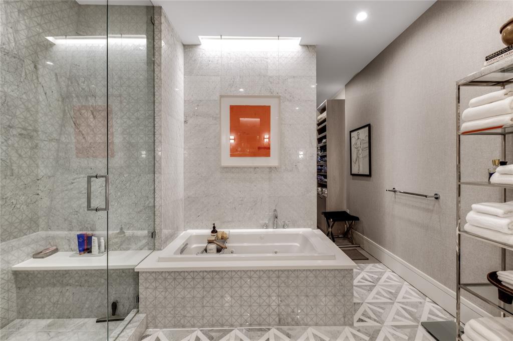 Vendome On Turtle Creek Condo - Residential