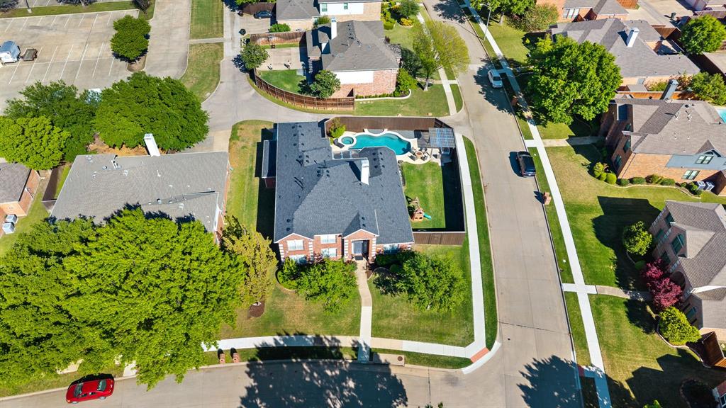 3000 Chippenham Drive