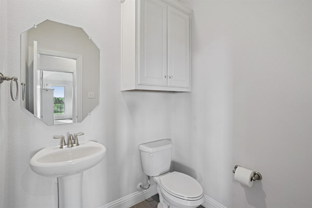 Valencia on the Lake - Residential