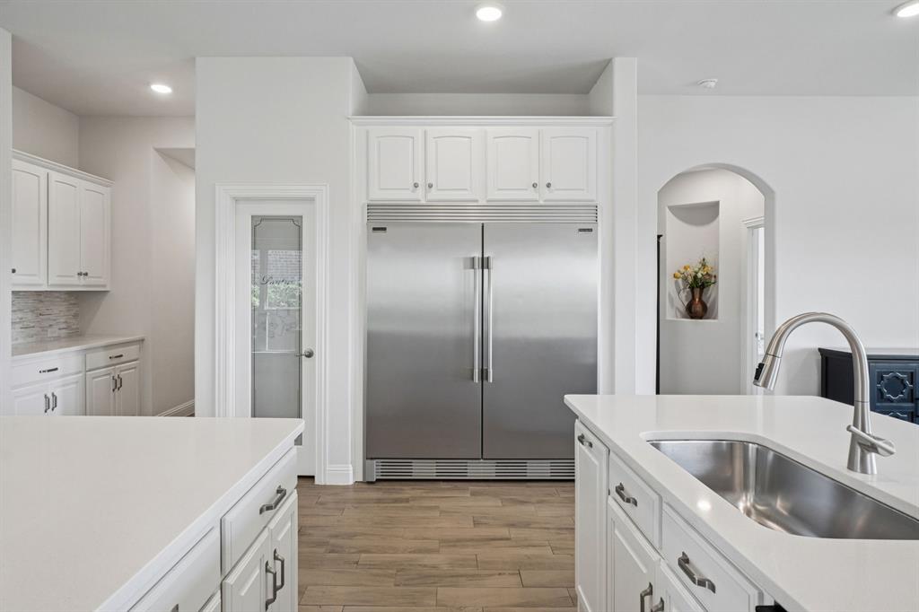 Valencia on the Lake - Residential