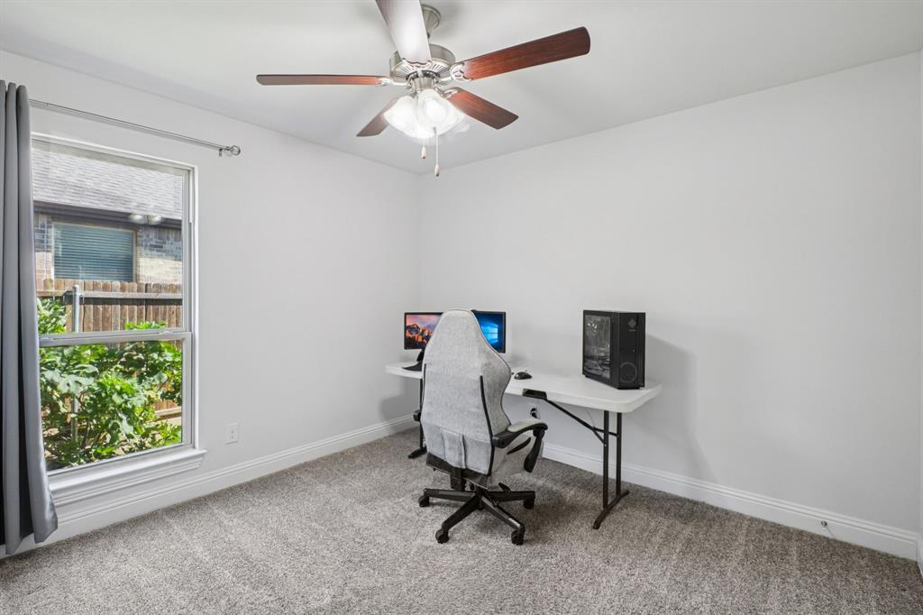 Valencia on the Lake - Residential