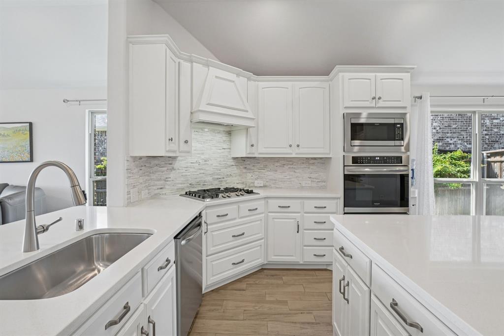 Valencia on the Lake - Residential