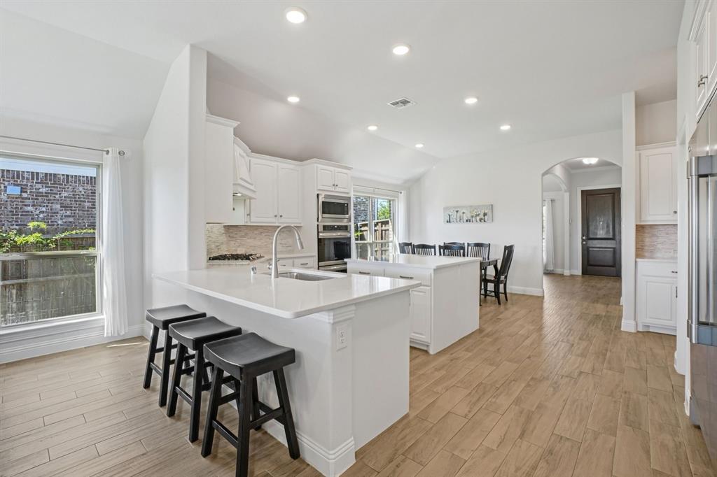 Valencia on the Lake - Residential