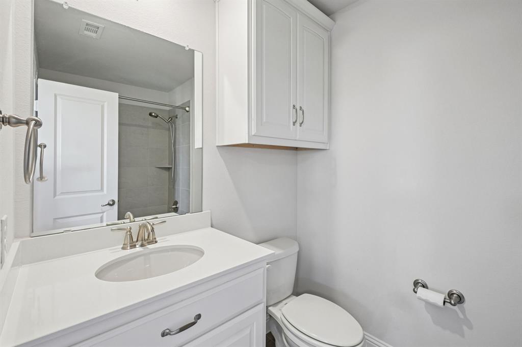 Valencia on the Lake - Residential