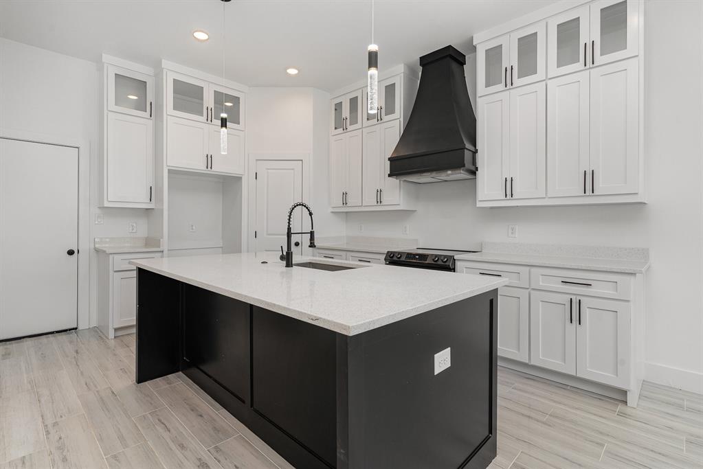 Little Frank Sub - Residential Lease