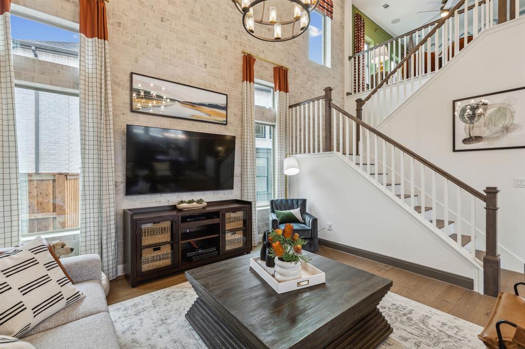 Mantua - Residential