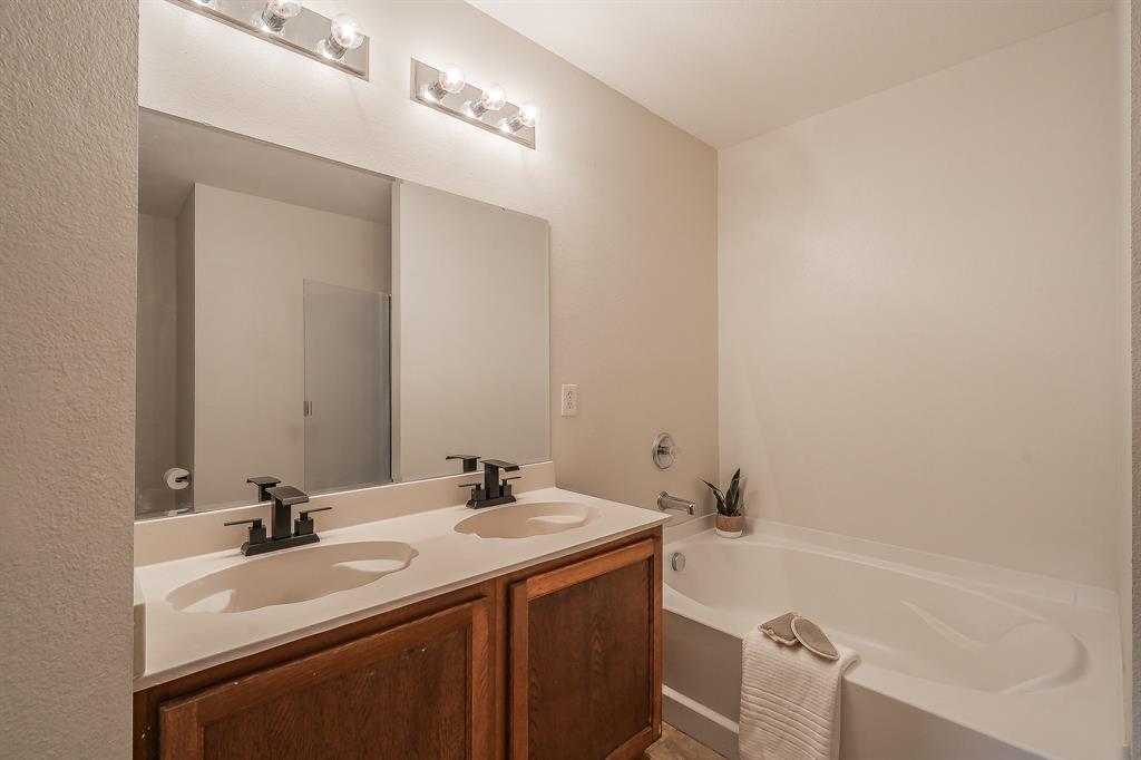 Harriet Creek Ranch Ph V - Residential