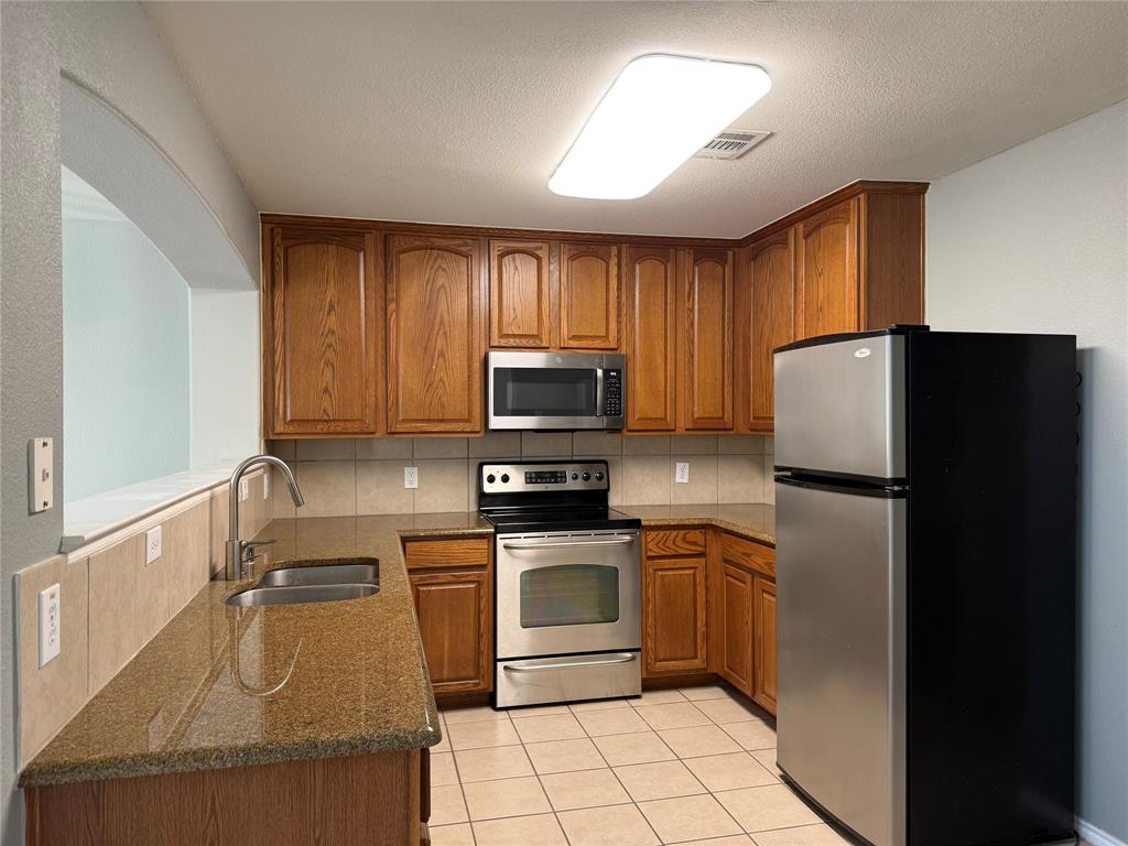 10179 Summit Run Drive