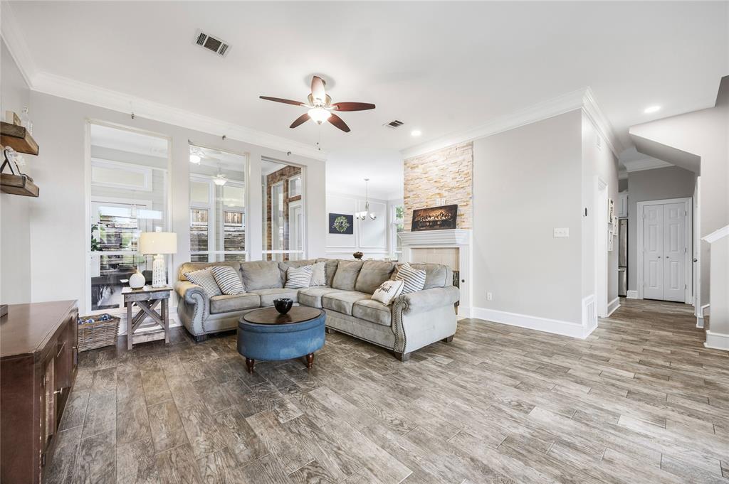 3146 Bourbon Street Circle