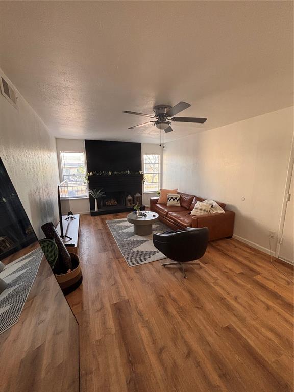 8057 Meadow Road 202