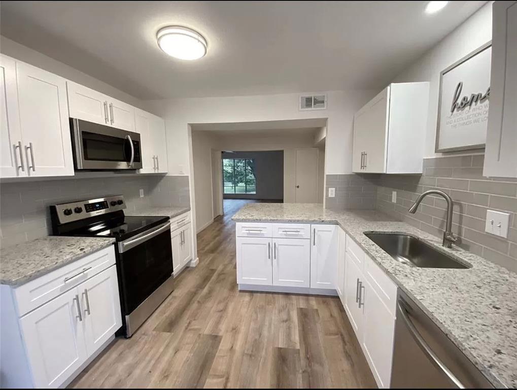 8057 Meadow Road 202