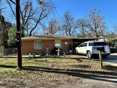 817 Cranford Street Sulphur Springs TX 75482