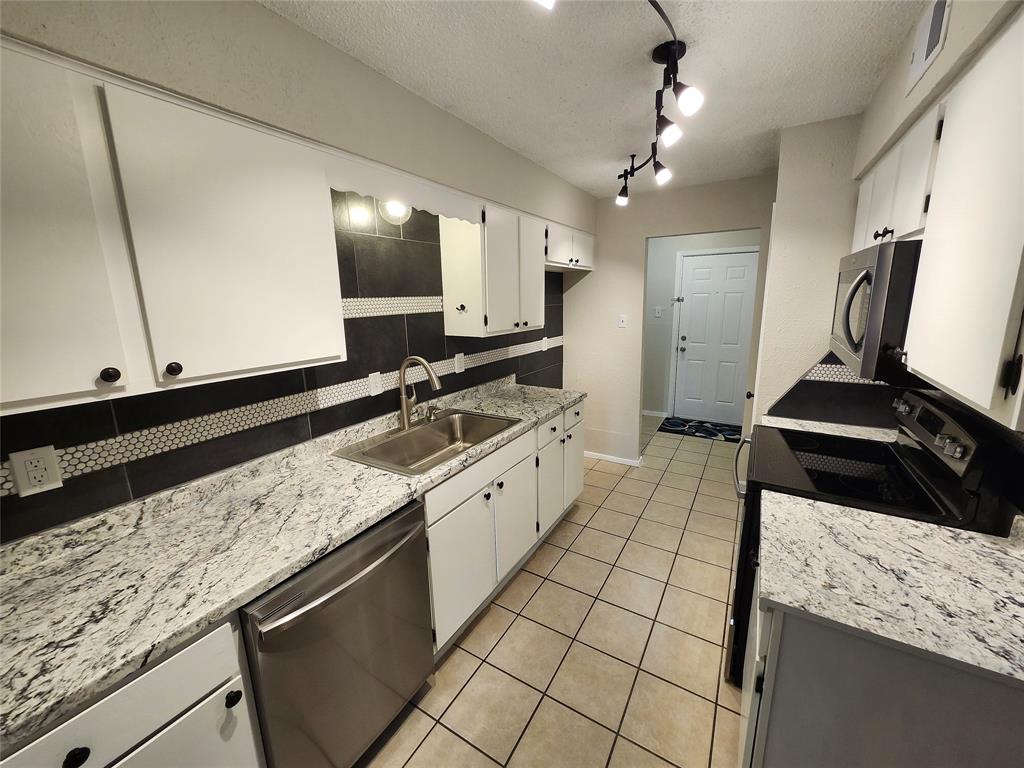 Harbortown Villas Ph 1 - Residential