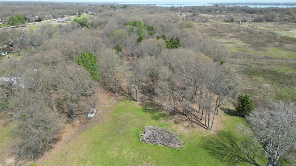 212 E Will White Road