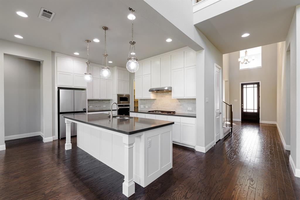 3140 Kennington Drive