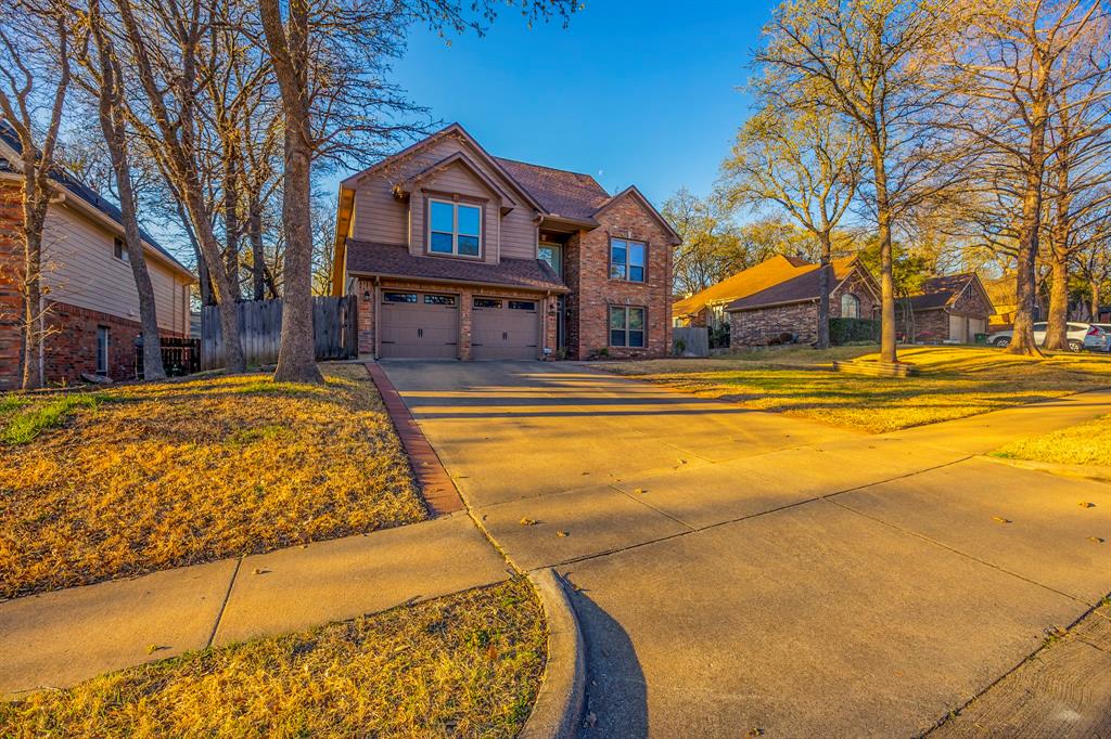 1805 Rolling Ridge Drive