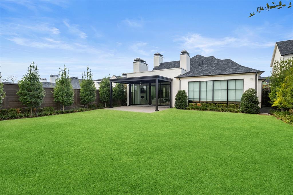 9134 Bluff Hollow Court