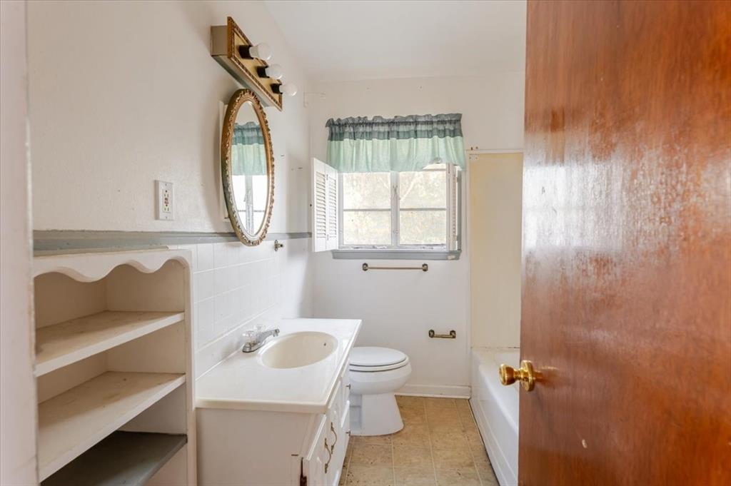 Country Club Heights - Residential