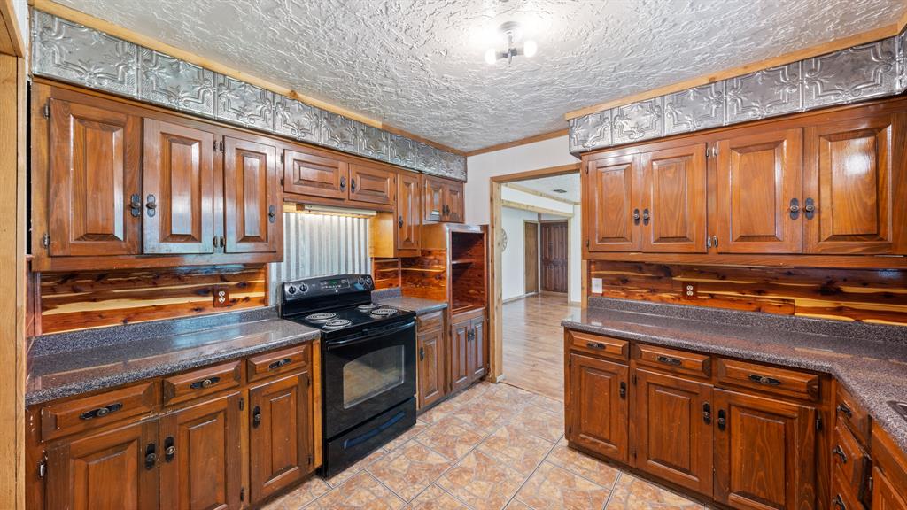 12010 County Road 4037