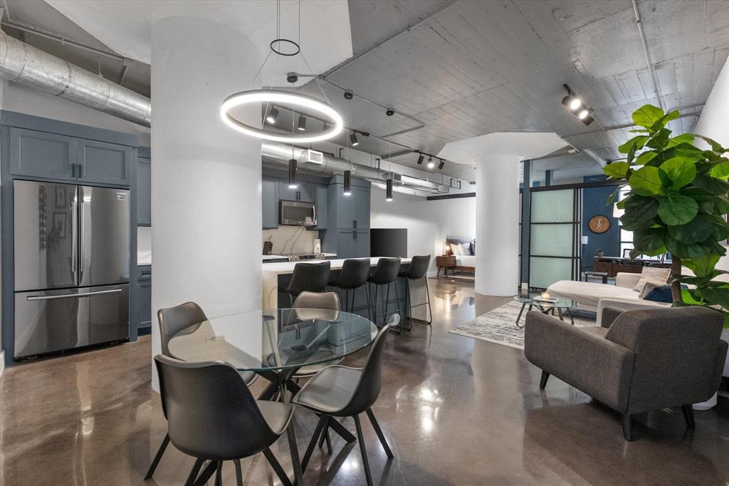 Soco Urban Loft Condo - Residential