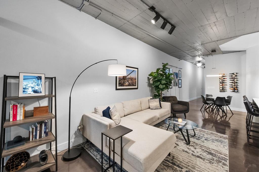 Soco Urban Loft Condo - Residential