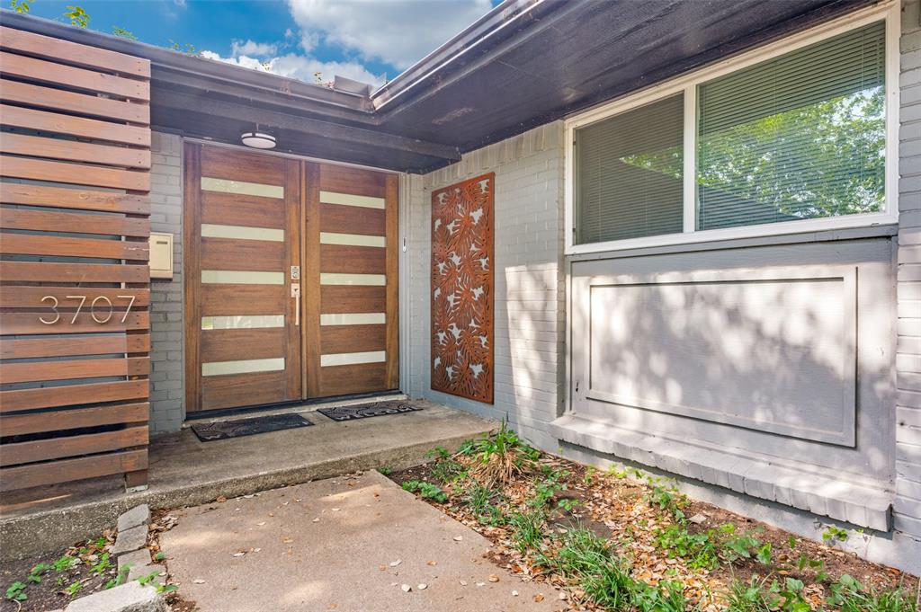 3707 Ridgeoak Way