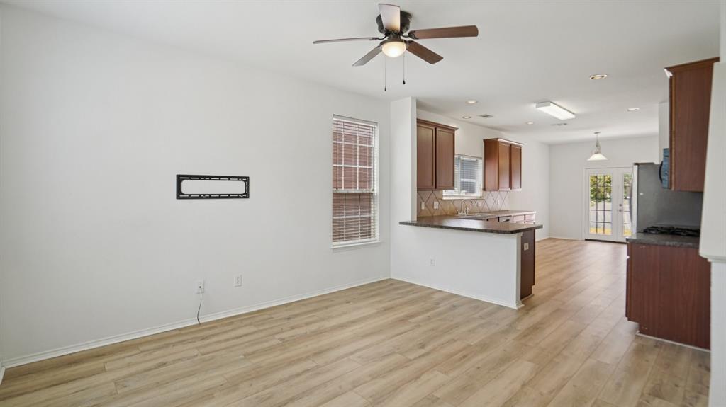 Eagle Village At Providence Ph - Residential