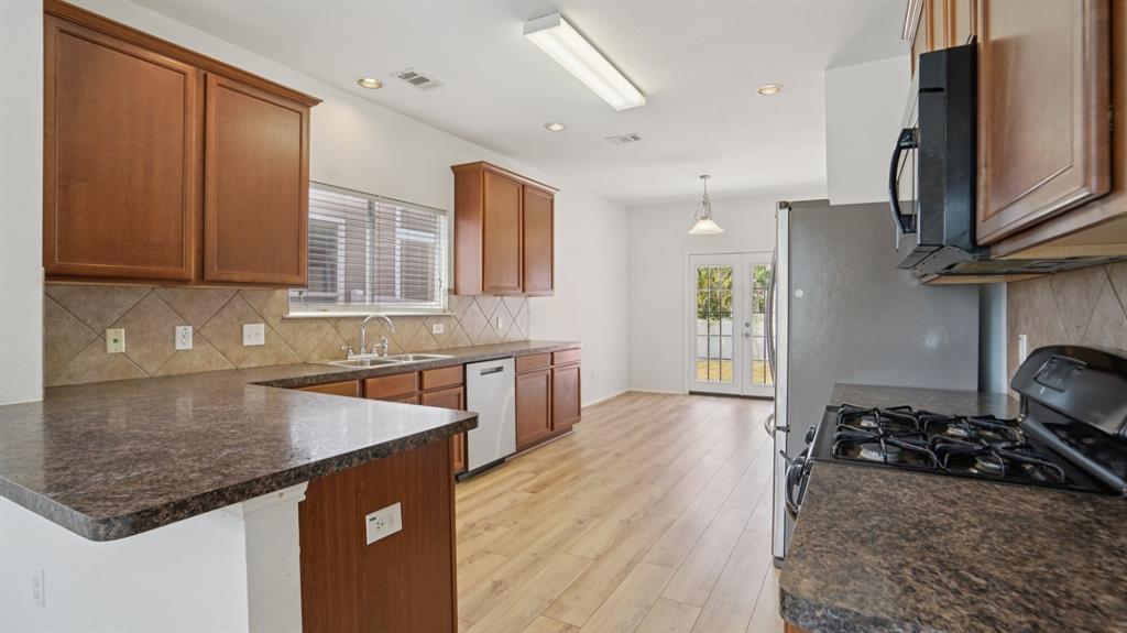 Eagle Village At Providence Ph - Residential