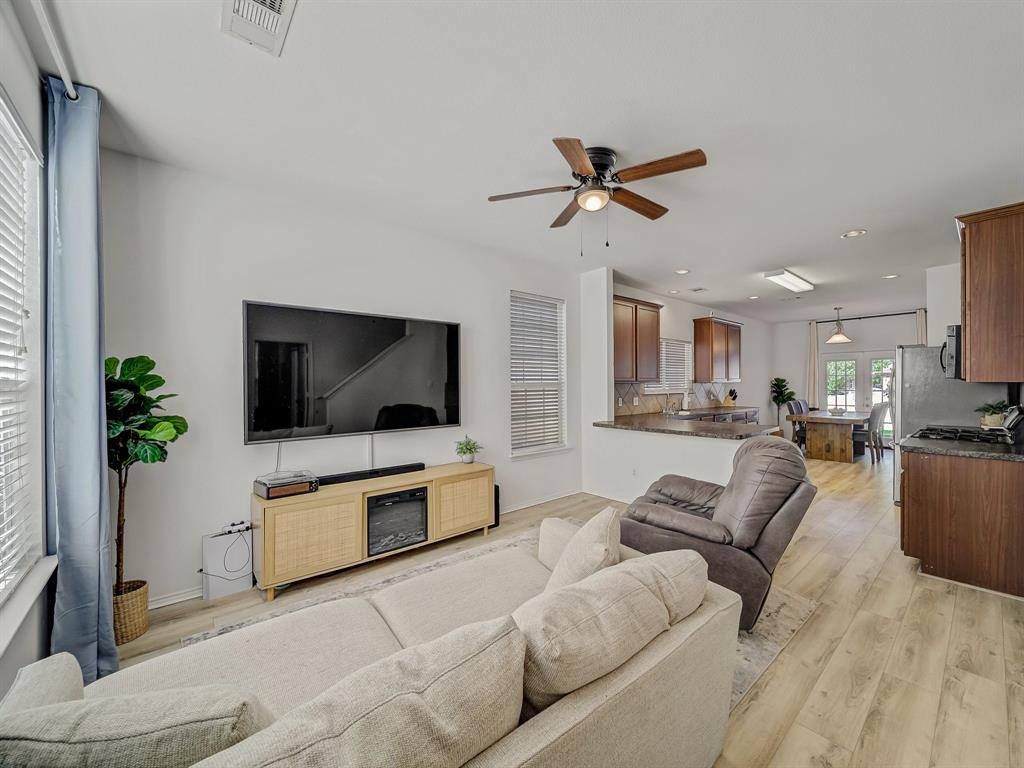 Eagle Village At Providence Ph - Residential