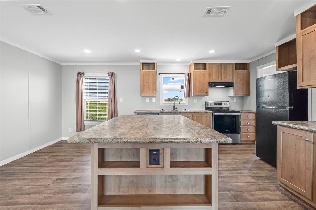 Lake Country Acres - Residential