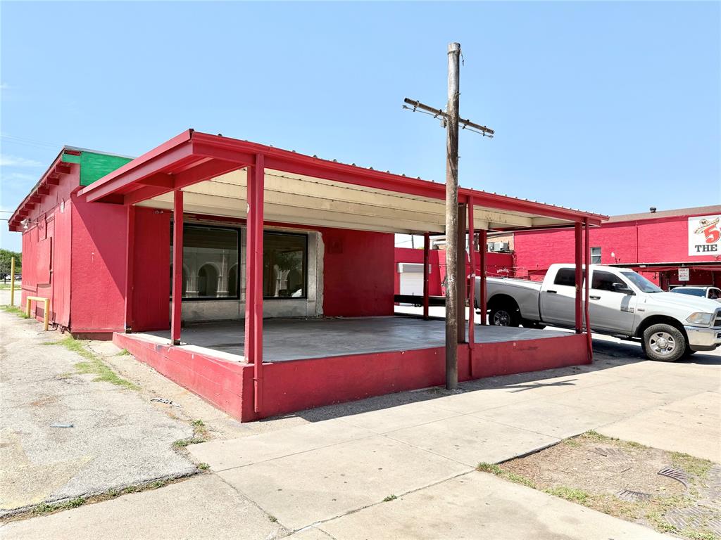 North Fort Worth - Commercial Lease