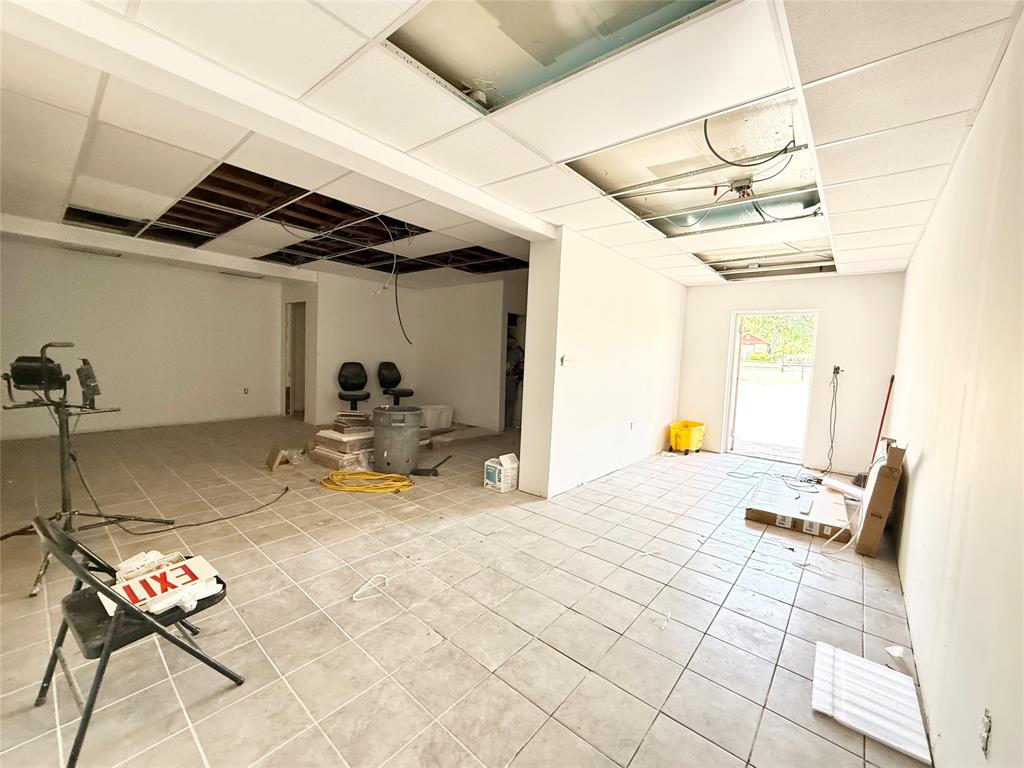 North Fort Worth - Commercial Lease