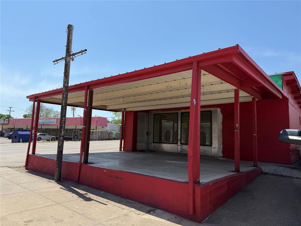 North Fort Worth - Commercial Lease