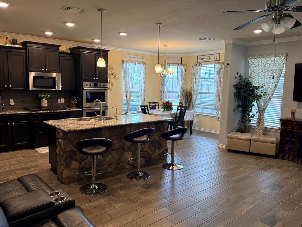 1209 Drummond Circle