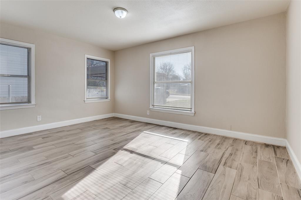 Hurts R M - Residential