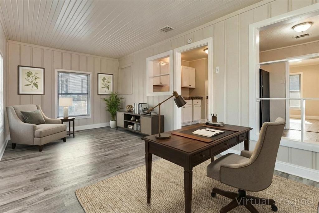 Hurts R M - Residential