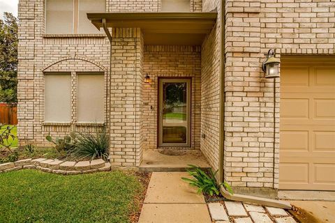 A home in Burleson