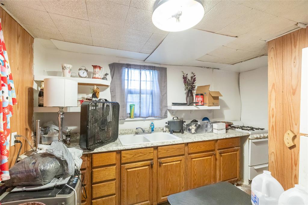 College Drive Rep - Residential Income