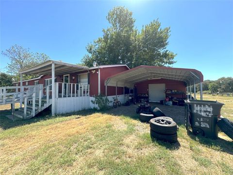 A home in Kerens