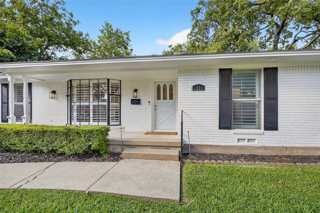 1226 Laurel Lane