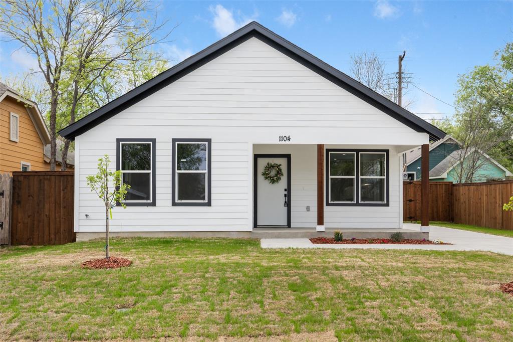 1104 E Cannon Street