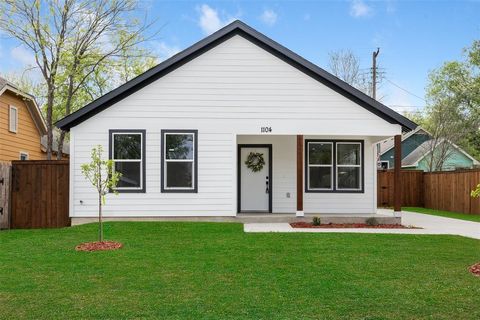 1104 E Cannon Street Fort Worth TX 76104