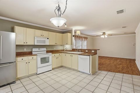 Tiny photo for 1821 Southridge Lane, Sherman, TX 75092 (MLS # 21197725)