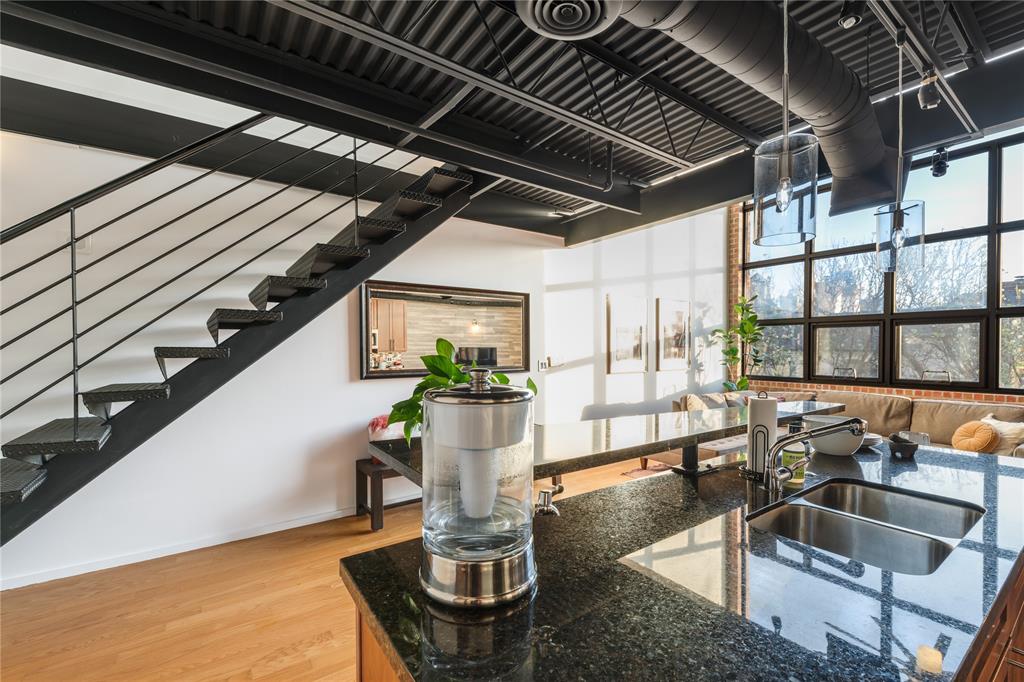 3110 Thomas Avenue 337