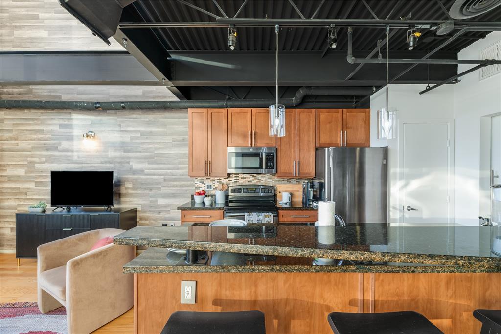 3110 Thomas Avenue 337