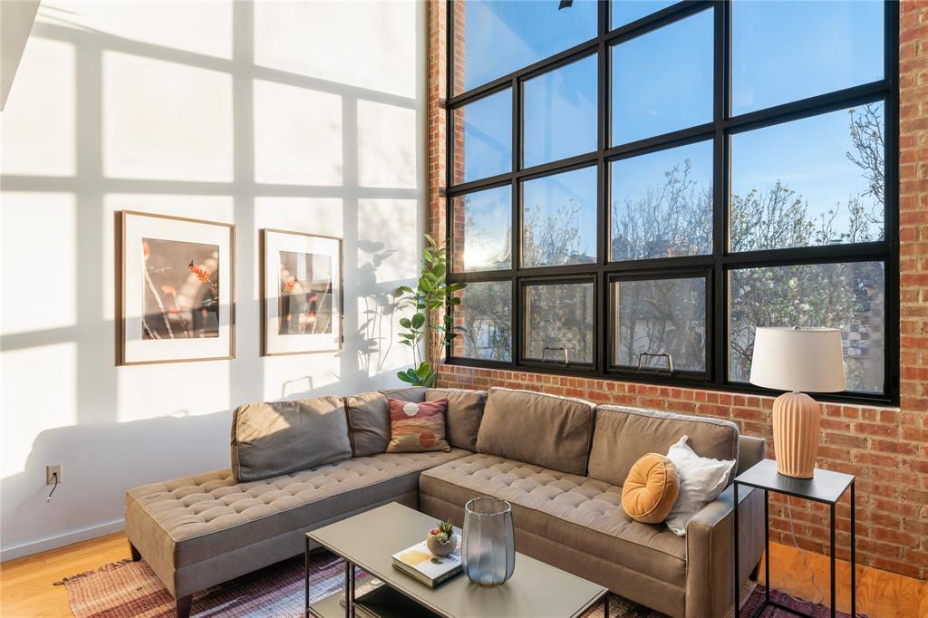 3110 Thomas Avenue 337